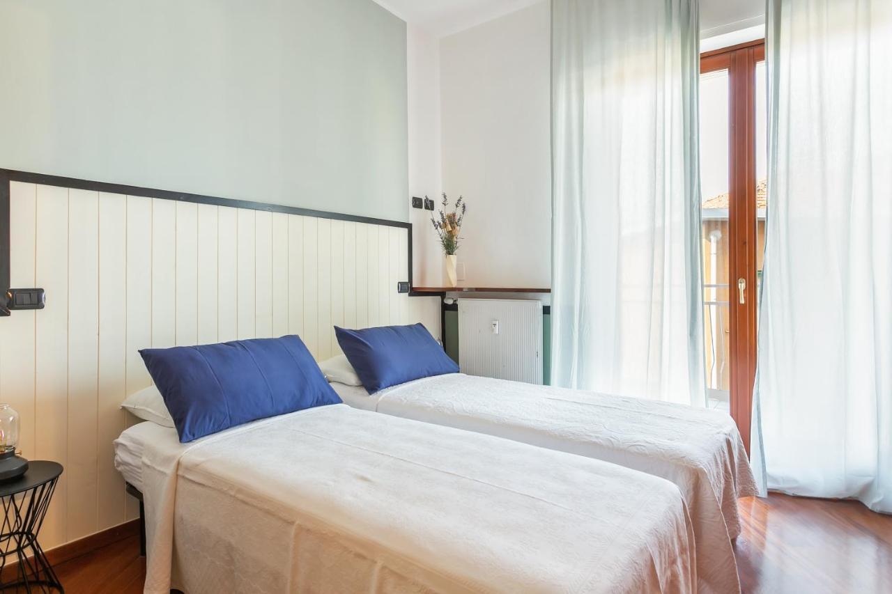 Santa Chiara Apartment By Myhomein코모 외부 사진